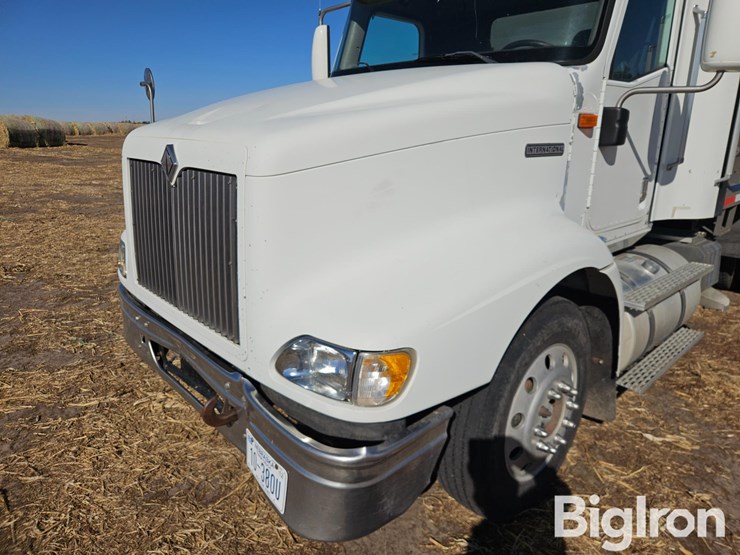 2000-international-9200i-image-9