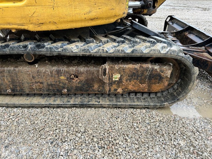 caterpillar-303-image-13