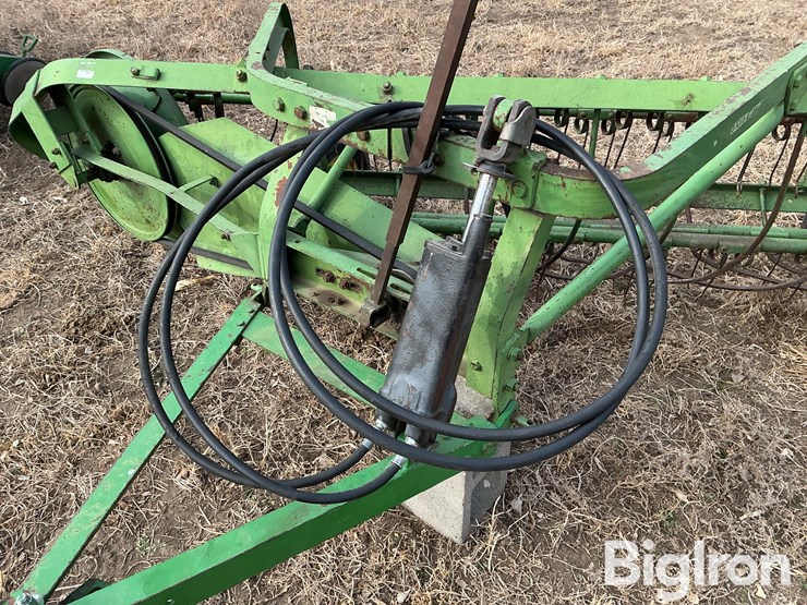 john-deere-350-image-10