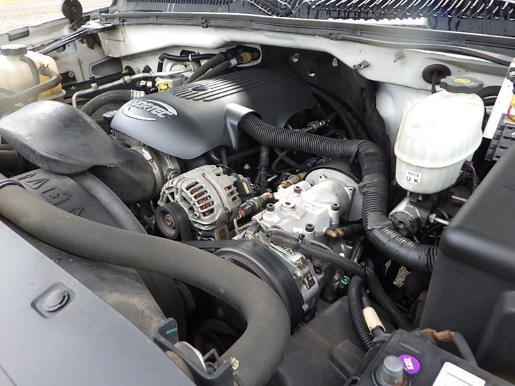 2006-chevrolet-silverado-2500hd-image-14