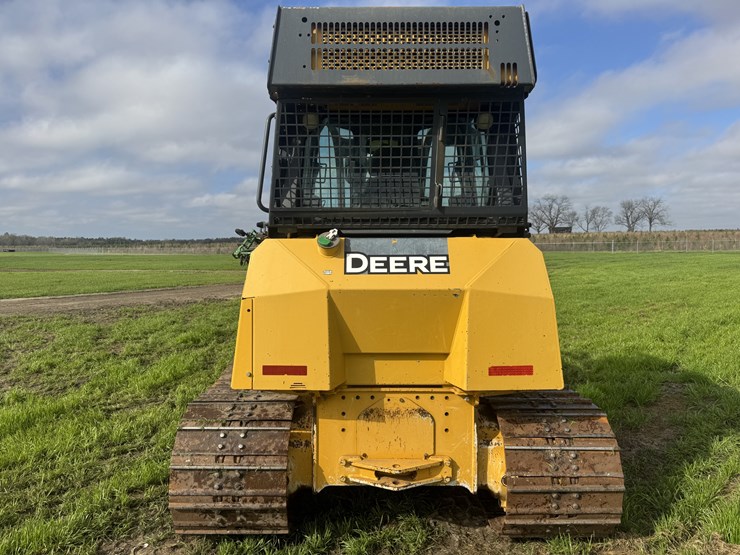 2016-deere-550k-image-9