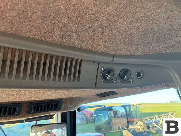 1995-challenger-45-image-36