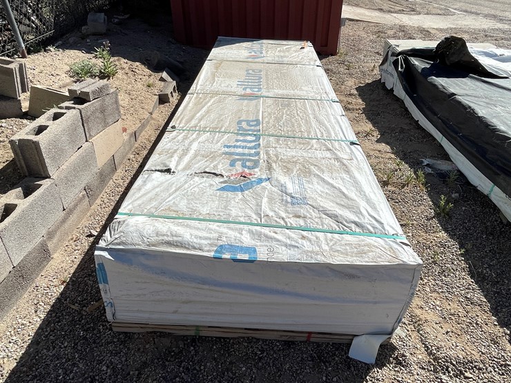 #4341-•-(appx.-308-pieces)-allura-6-¼"-primed-fiber-cement-smooth-lap-siding-image-2