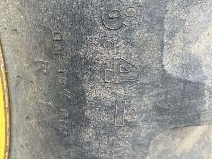 1994-john-deere-7800-image-33