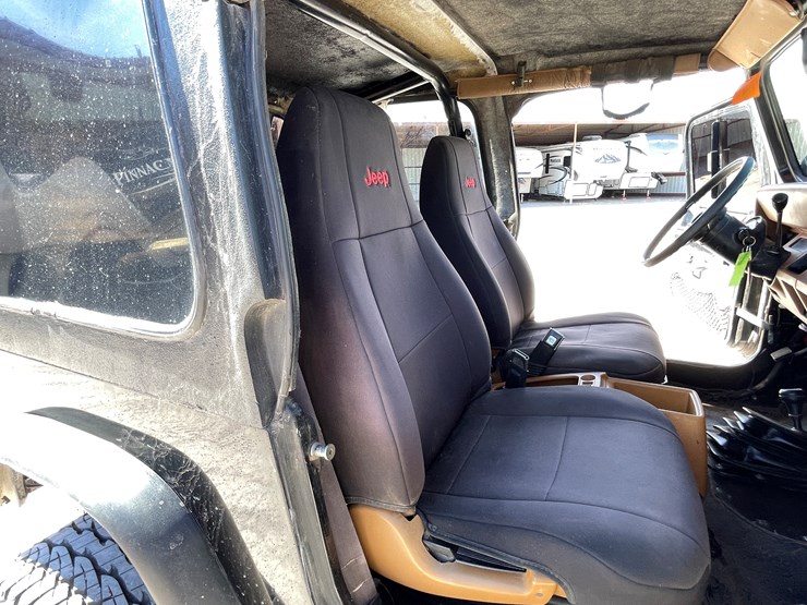 1994-jeep-wrangler-image-50