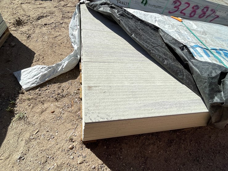 #4346-•-(appx.-308-pieces)-allura-6-¼"-primed-fiber-cement-smooth-lap-siding-image-8