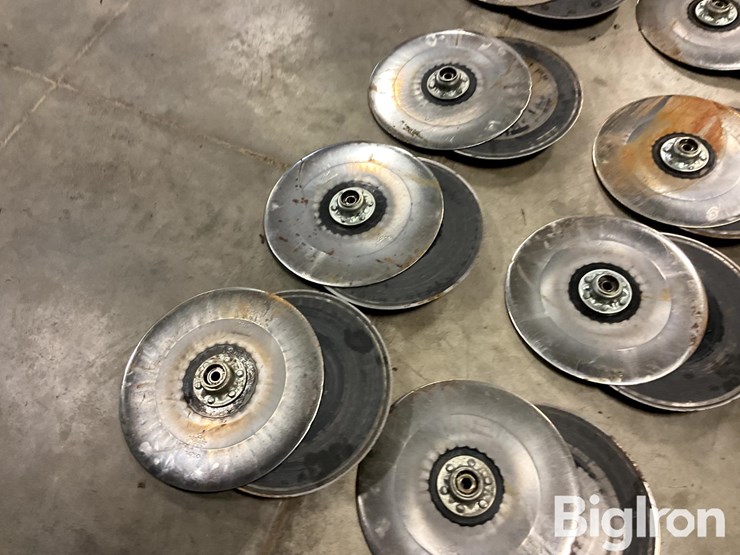 john-deere-24-image-10