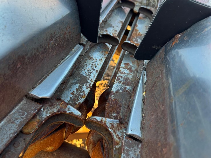 case-ih-1064-image-20