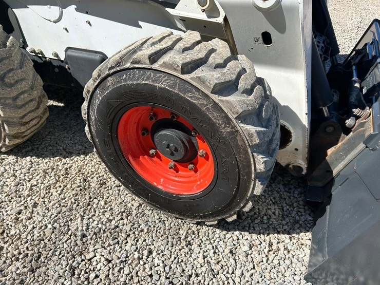 2019-bobcat-s850-image-12
