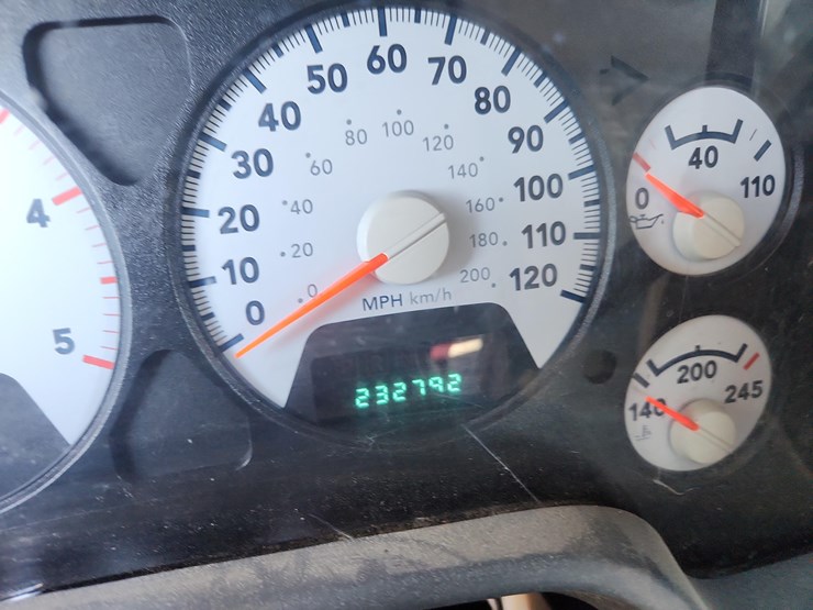 2009-dodge-ram-2500-image-17