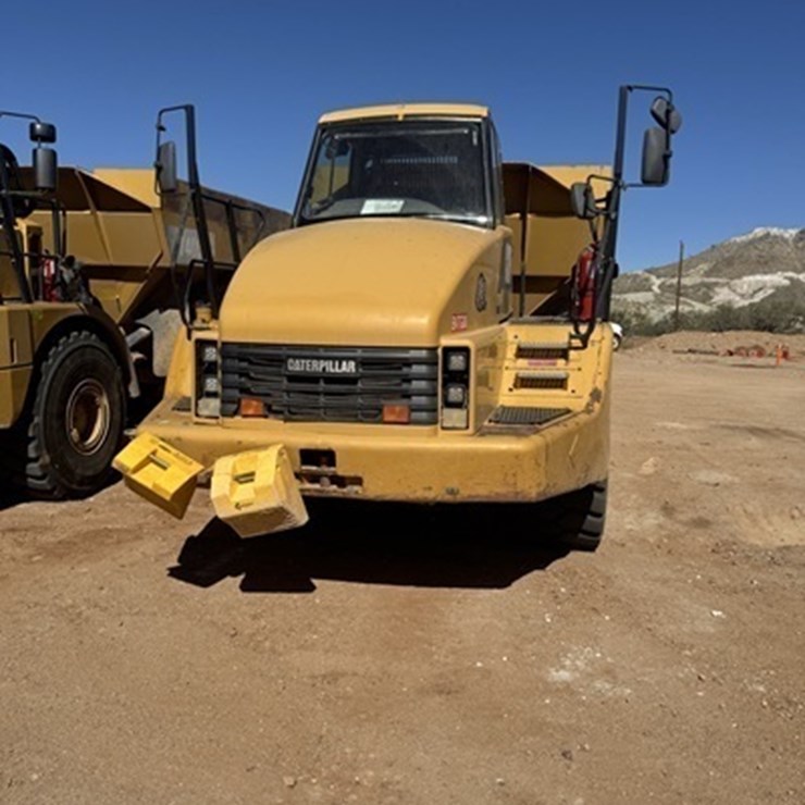 2010 CATERPILLAR 740B