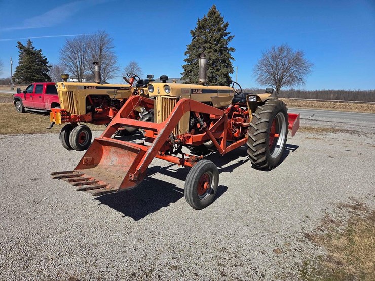 case-730-tractor-image-1