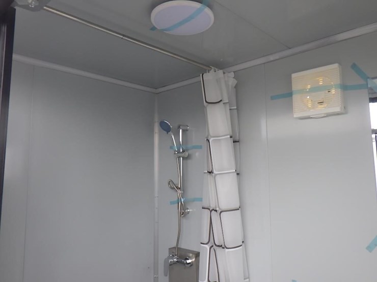 portable-toilet-w/-shower-image-9