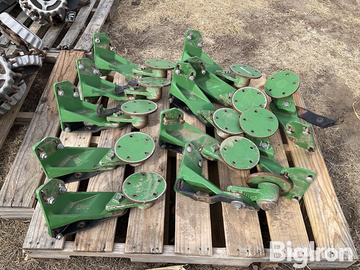 coulter-hubs-&-arms-image-4