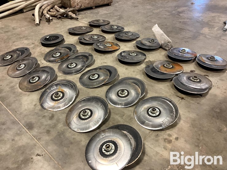 john-deere-24-image-3