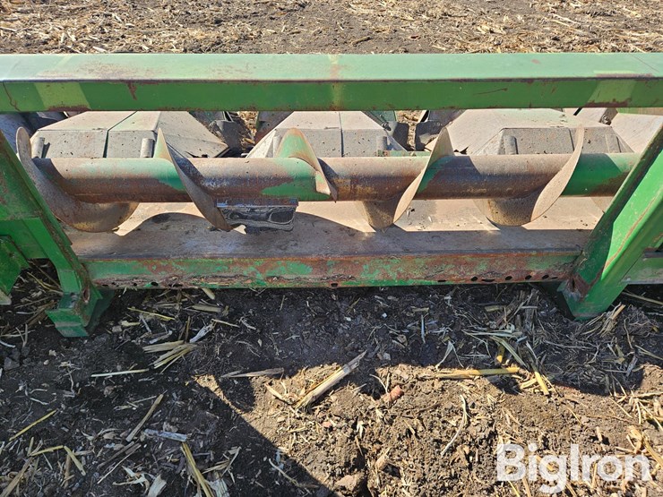 john-deere-444-image-9