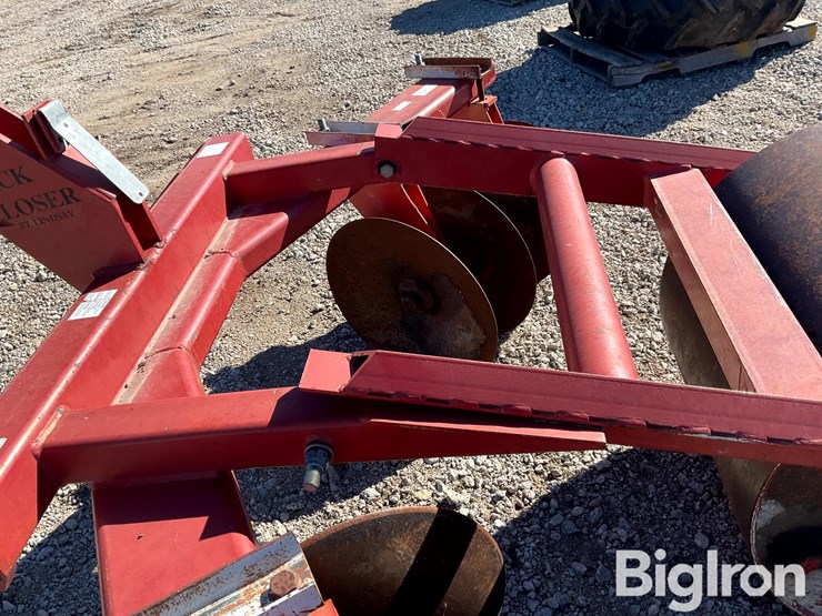 lindsay-track-closer-image-13