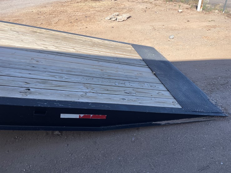 #4332-•-loading-ramp-image-8