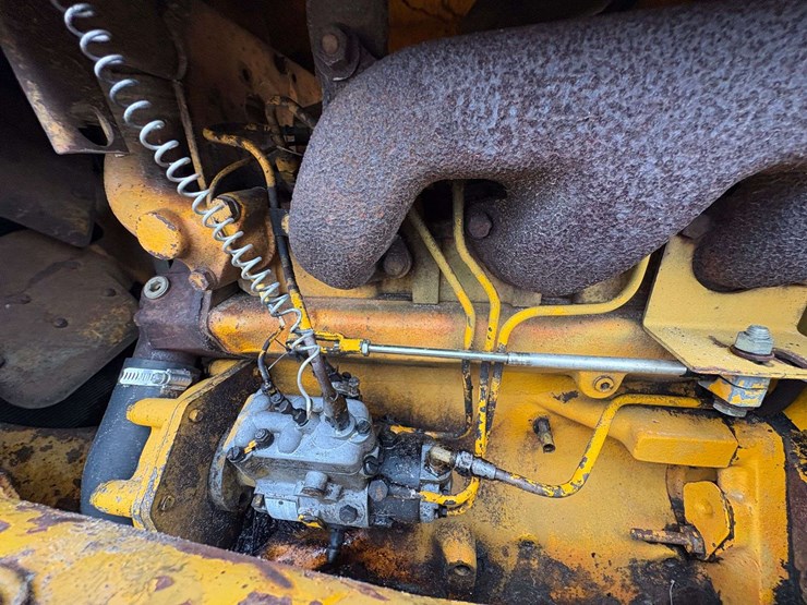 deere-350ce-image-26