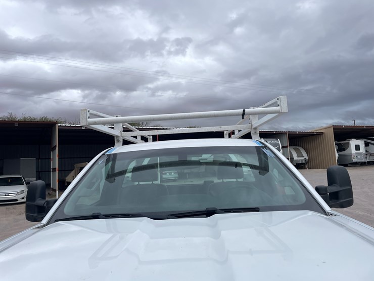 2015-chevrolet-silverado-2500-image-27