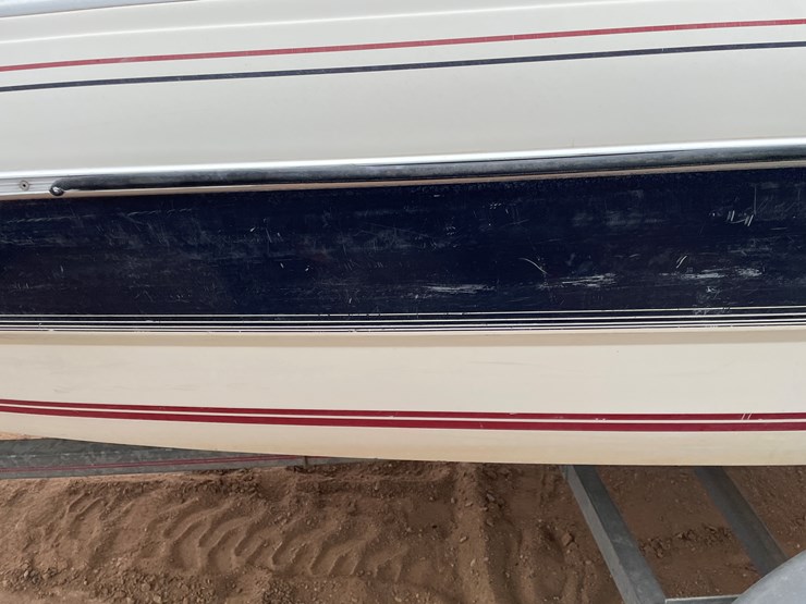 #4331-•-bayliner-boat-and-trailer-(titles-in-delay)-image-24