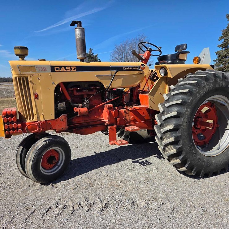 Case 730 Comfort King tractor