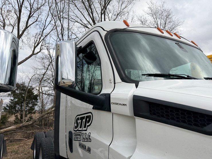 #40953-•-2019-freightliner-cascadia-t/a-daycab-truck-tractor-3akjhtdv4kskd3197-image-38