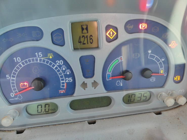 new-holland-t5070-image-15