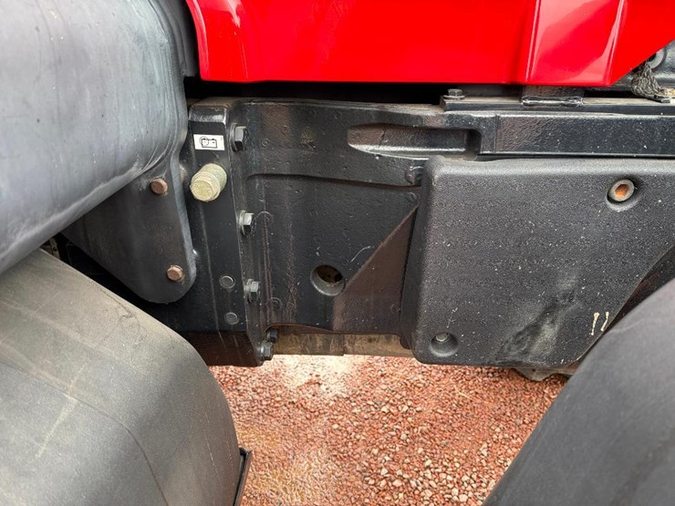 case-ih-mx240-image-40