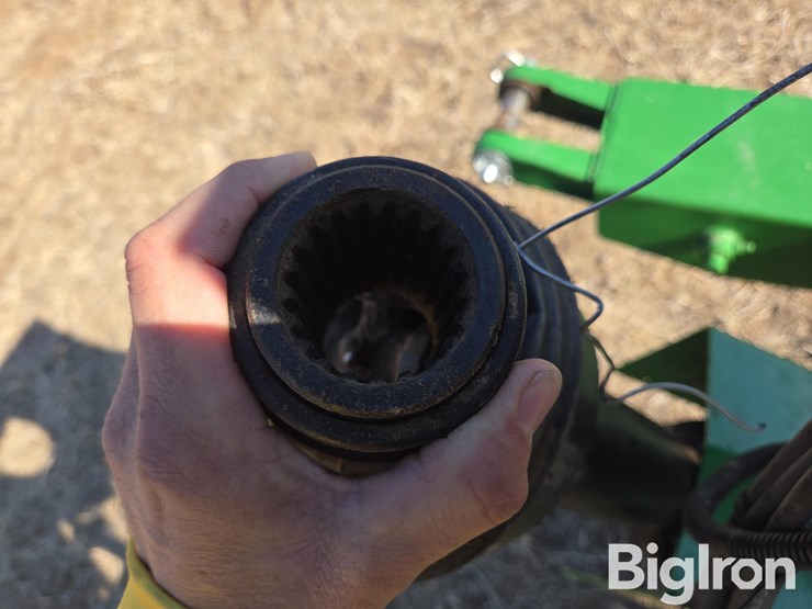 2022-john-deere-956-image-12