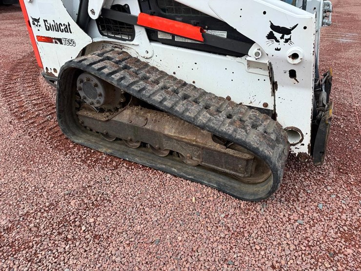 bobcat-t650-image-18