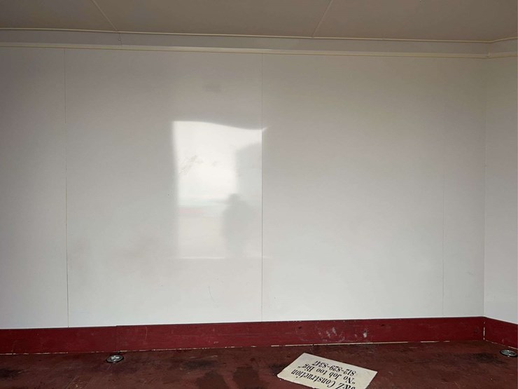 2016-stealth-viper-24'-enclosed-trailer-image-50