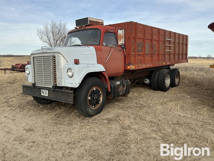 1971-international-fleetstar-image-1