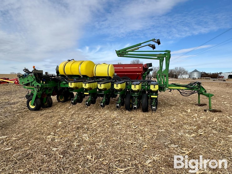 john-deere-1770nt-image-4