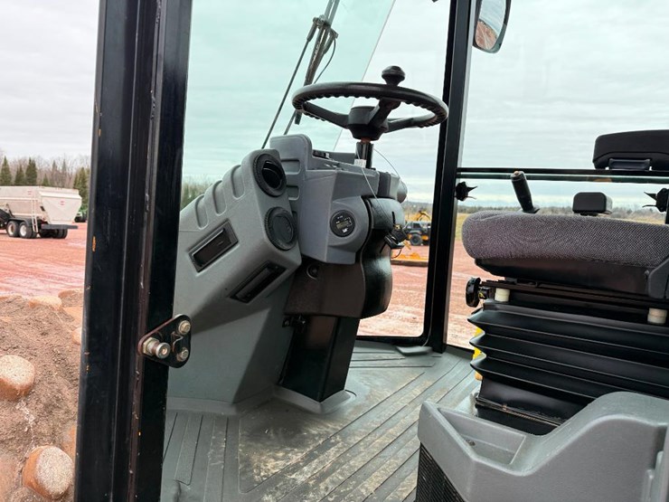 caterpillar-cs-563e-image-45