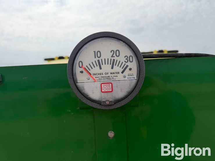 2013-john-deere-1990-image-13