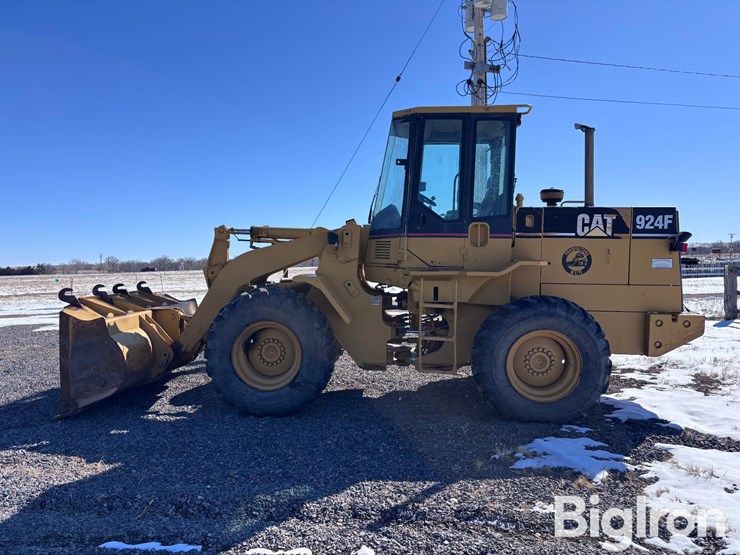 caterpillar-924f-image-8