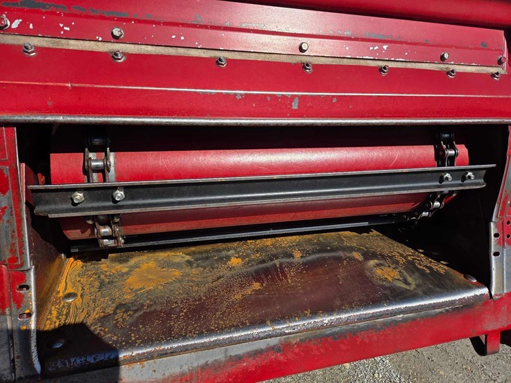 case-ih-1644-image-32