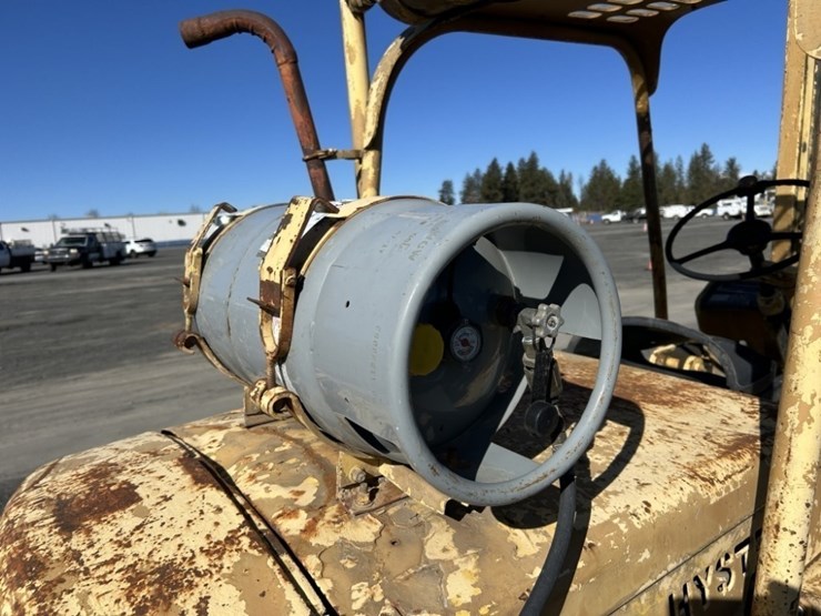 hyster-forklift-image-28