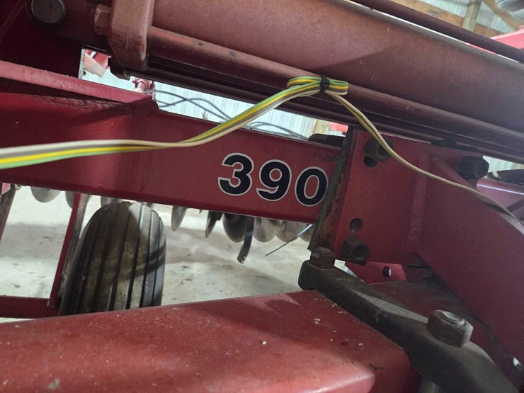 case-ih-3900-image-18