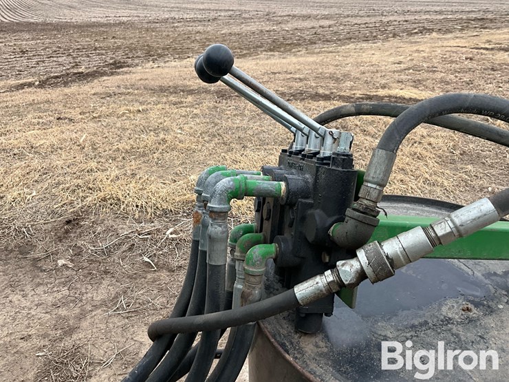 john-deere-158-image-11