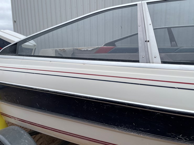 #4331-•-bayliner-boat-and-trailer-(titles-in-delay)-image-5