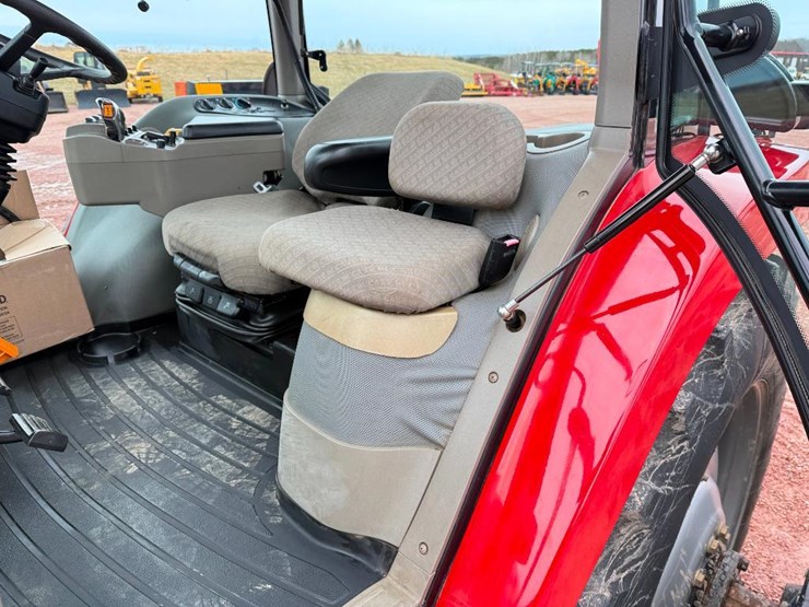 case-ih-mx240-image-54