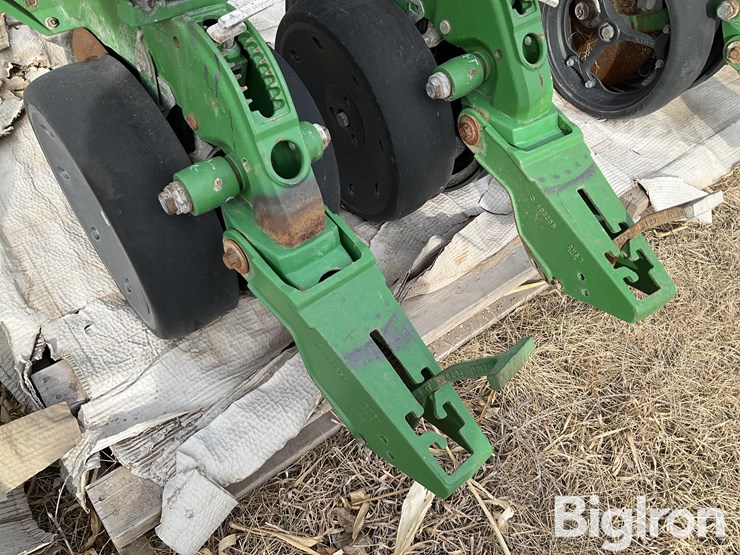 john-deere-12-image-20