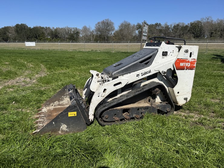 2018-bobcat-mt85-image-2