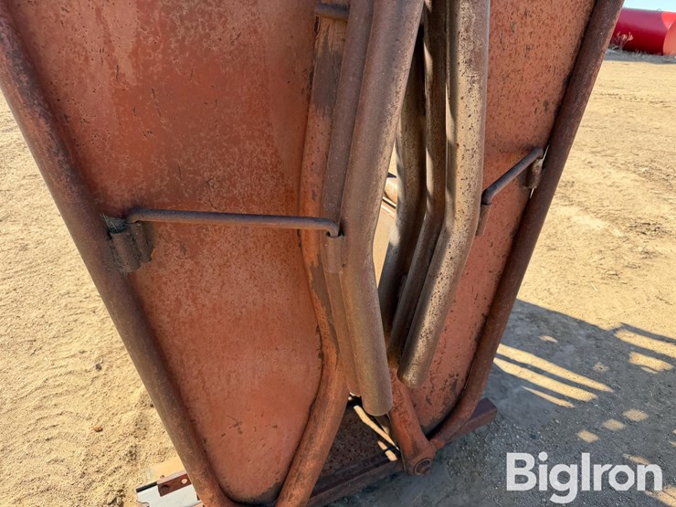bowman-hydraulic-cattle-chute-image-17