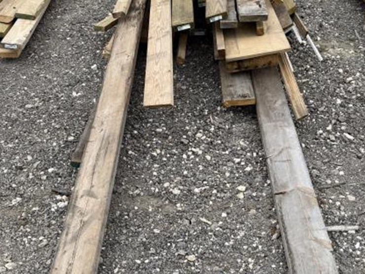 #300-•-lumber-bundle---up-to-15',-8',-12',-16',-19'-&-12'-image-3
