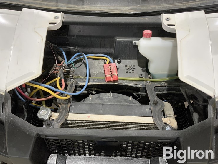 2017-bobcat-3400xl-image-14