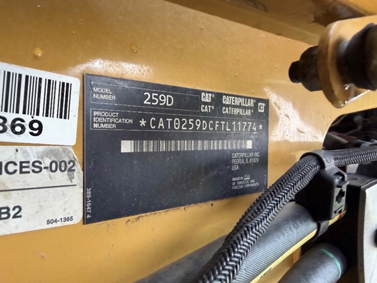 2017-caterpillar-259d-image-17