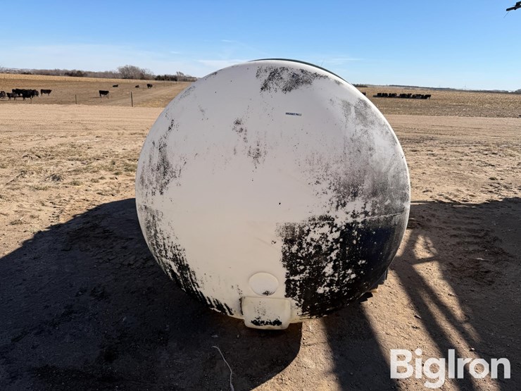 1700-gallon-liquid-tank-image-2